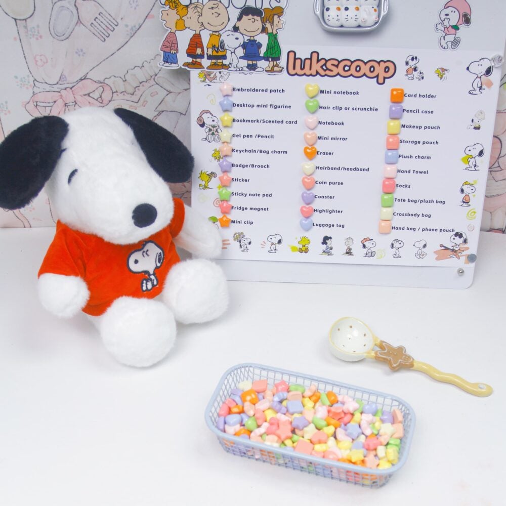 Snoopy LUCKY SCOOPS– Surprise Capsule Pack